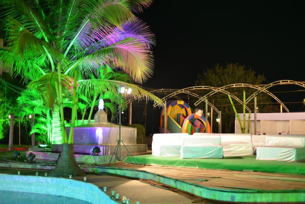 Meuse Jupiter Business And Luxury Hotel Nashik Extérieur photo