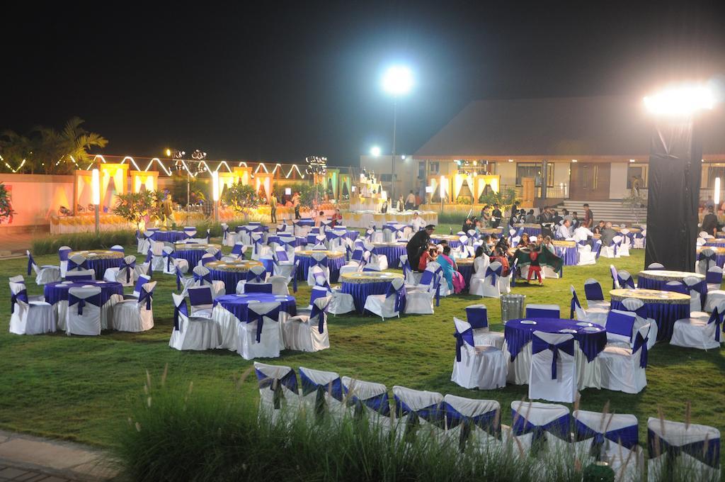 Meuse Jupiter Business And Luxury Hotel Nashik Extérieur photo