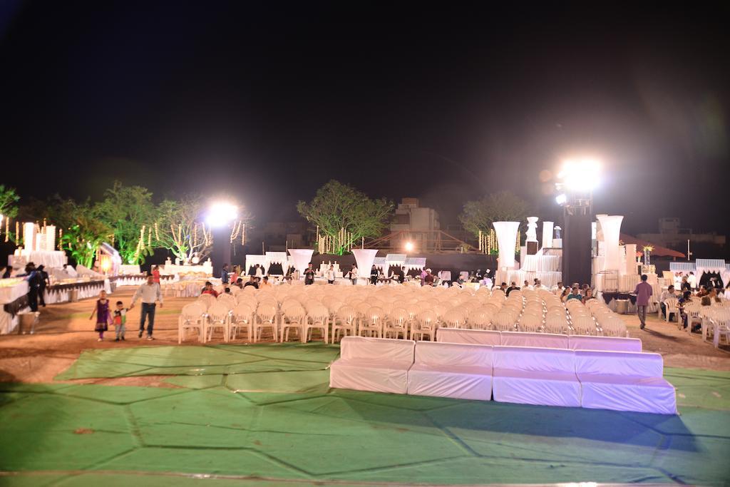 Meuse Jupiter Business And Luxury Hotel Nashik Extérieur photo